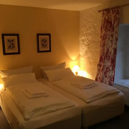 לינה וארוחת בוקר Kloster Hedersleben