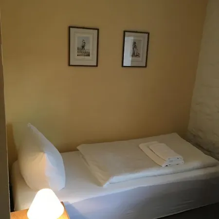 Kloster Bed & Breakfast 3*