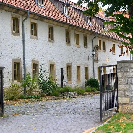 Kloster Bed & Breakfast Hedersleben