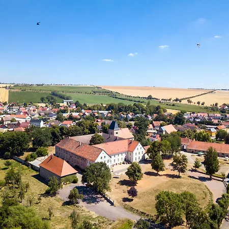 Kloster Bed & Breakfast Hedersleben
